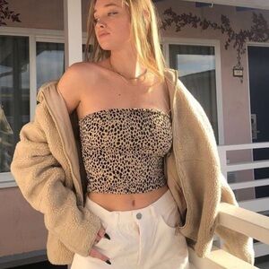 New with tags - Aritzia - Sunday Best - Eyre Smocked Crop Tube Top. Leopard. XS